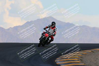 media/Oct-03-2022-Moto Forza (Mon) [[5f077a3730]]/Beginner Group/Session 5 (Turn 12)/